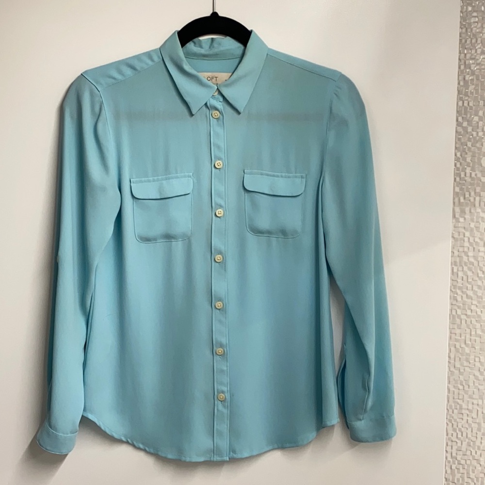 Xsp button down with 3/4 sleeve button closure